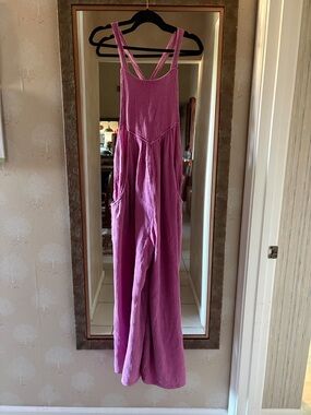 Textured Wide-Leg Jumpsuit in Berry Pink